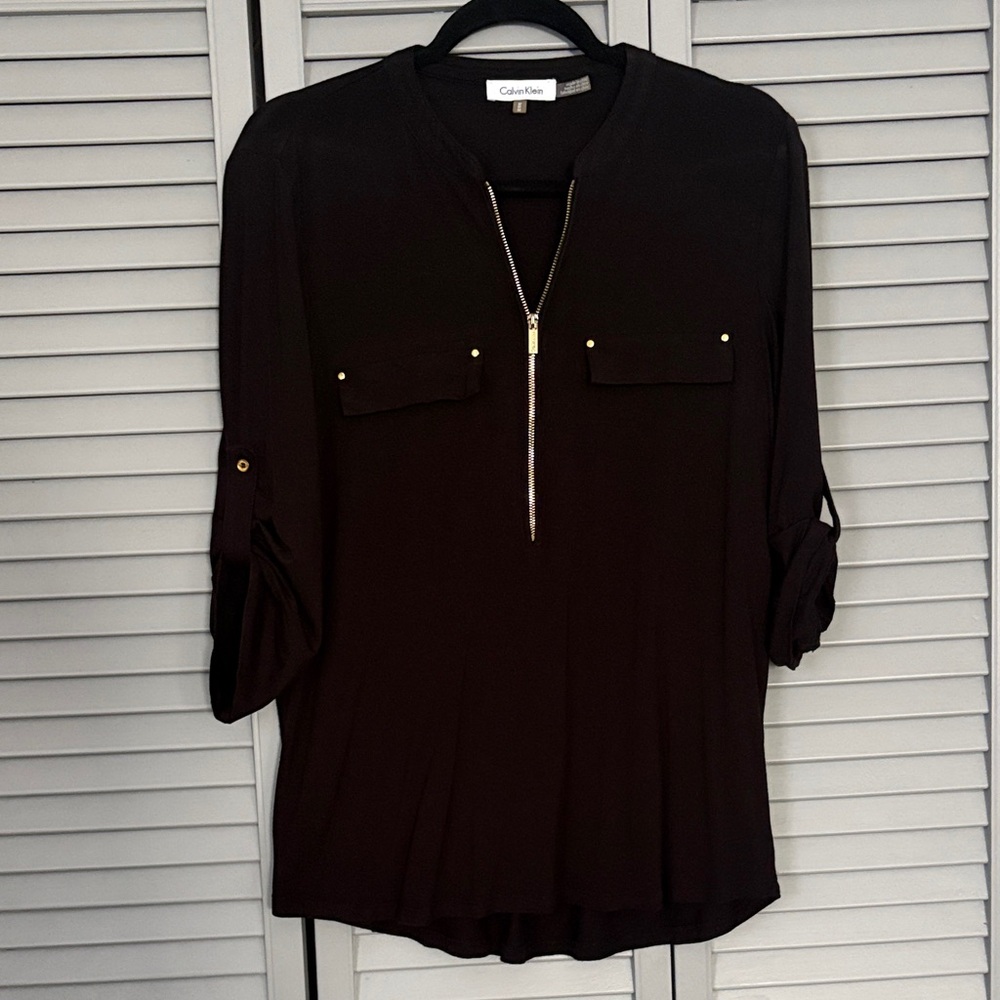 Calvin Klein Women's Elegant Black Blouse with Zipper